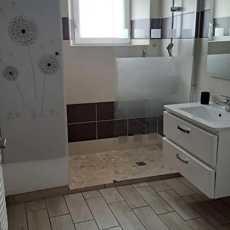 Lyaz Hébergement de vacances