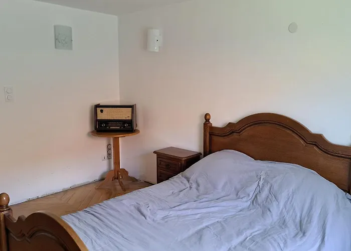 Lyaz بيت للعطل